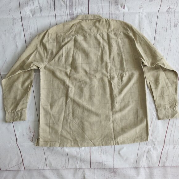 Retreat 100% Polyester Button Down Long Sleeve Dress/ Casual Shirt - Size XL - Picture 3 of 6